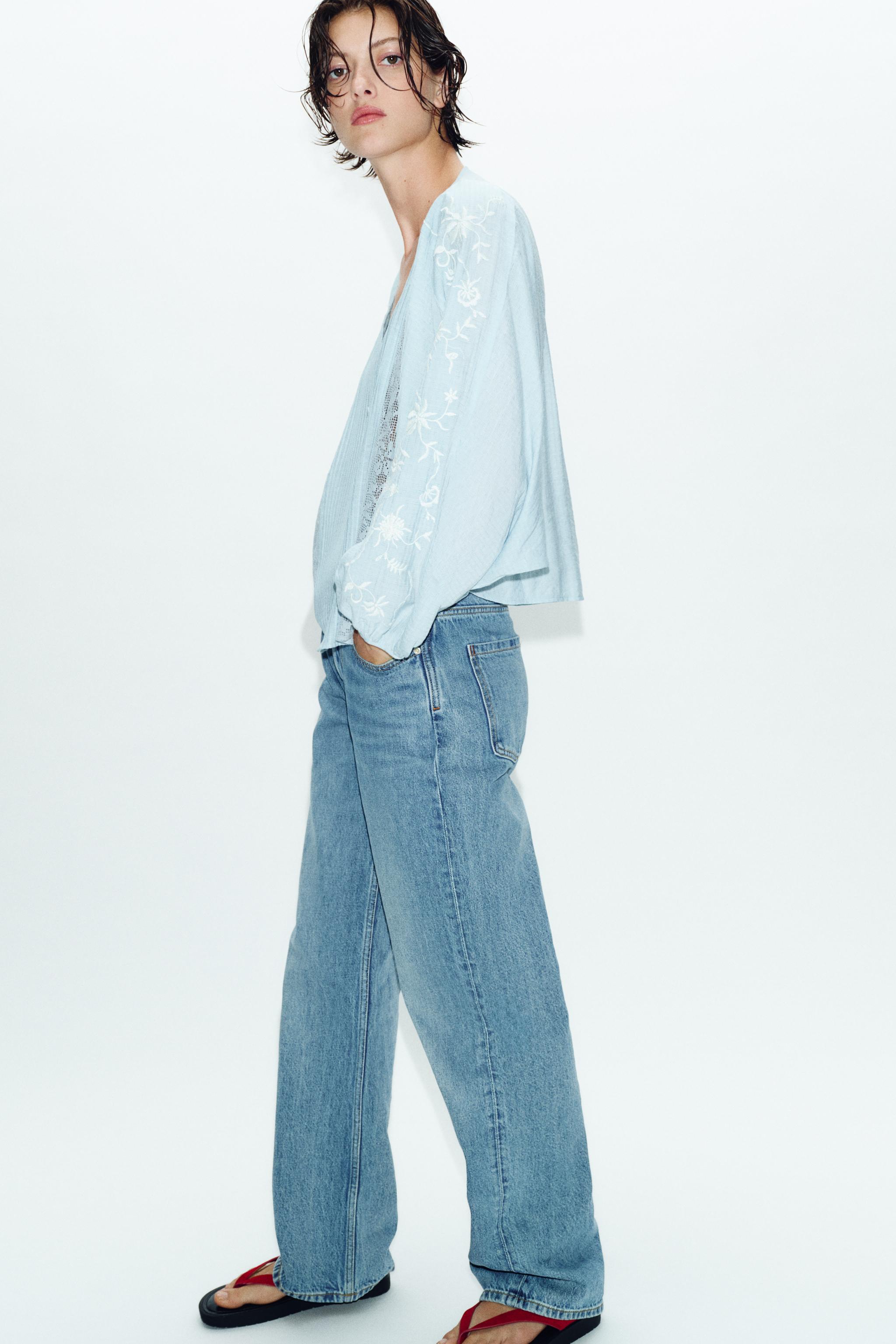 CONTRAST EMBROIDERED BLOUSE